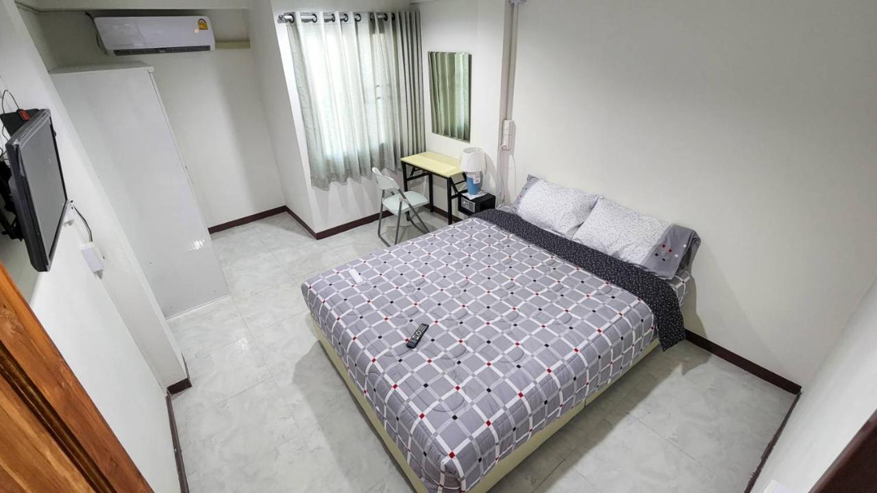 Apartment A4 Dindaeng Μπανγκόκ Εξωτερικό φωτογραφία