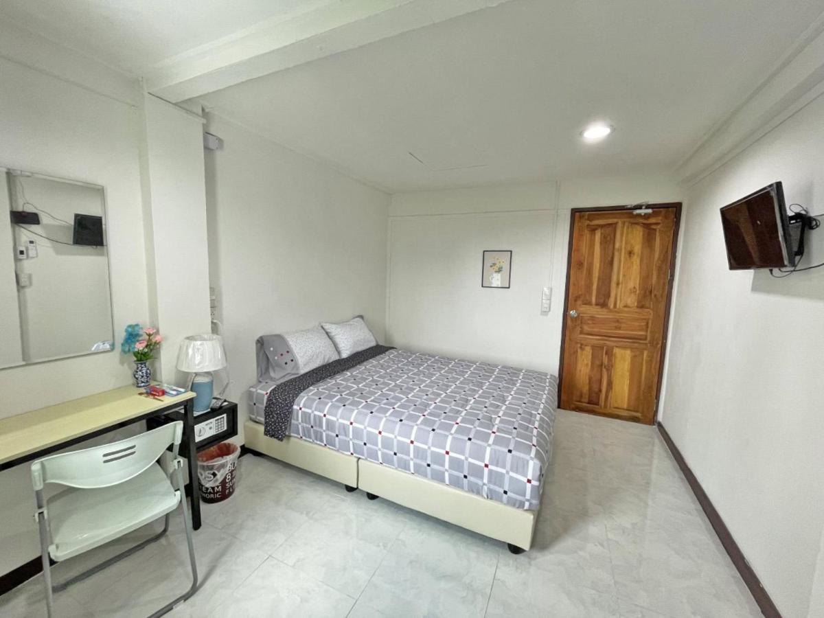 Apartment A4 Dindaeng Μπανγκόκ Εξωτερικό φωτογραφία