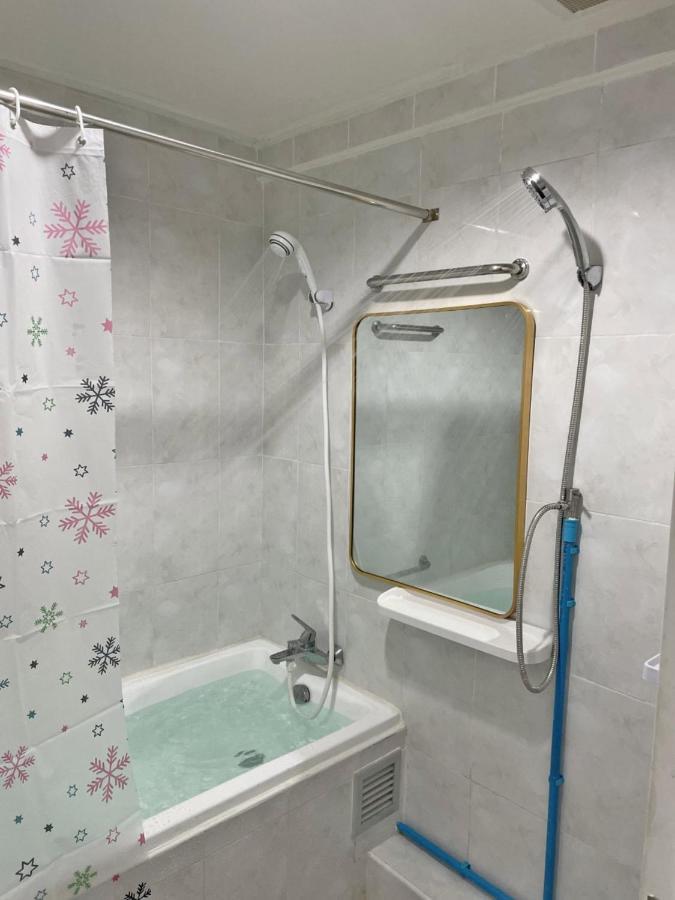 Apartment A4 Dindaeng Μπανγκόκ Εξωτερικό φωτογραφία